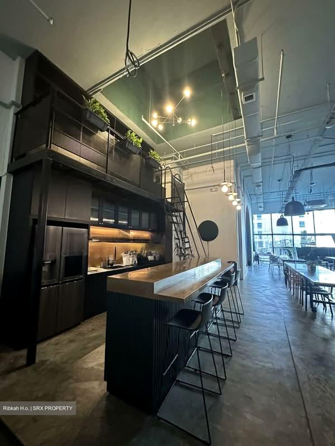 Tahir Building (D1), Office #551121871